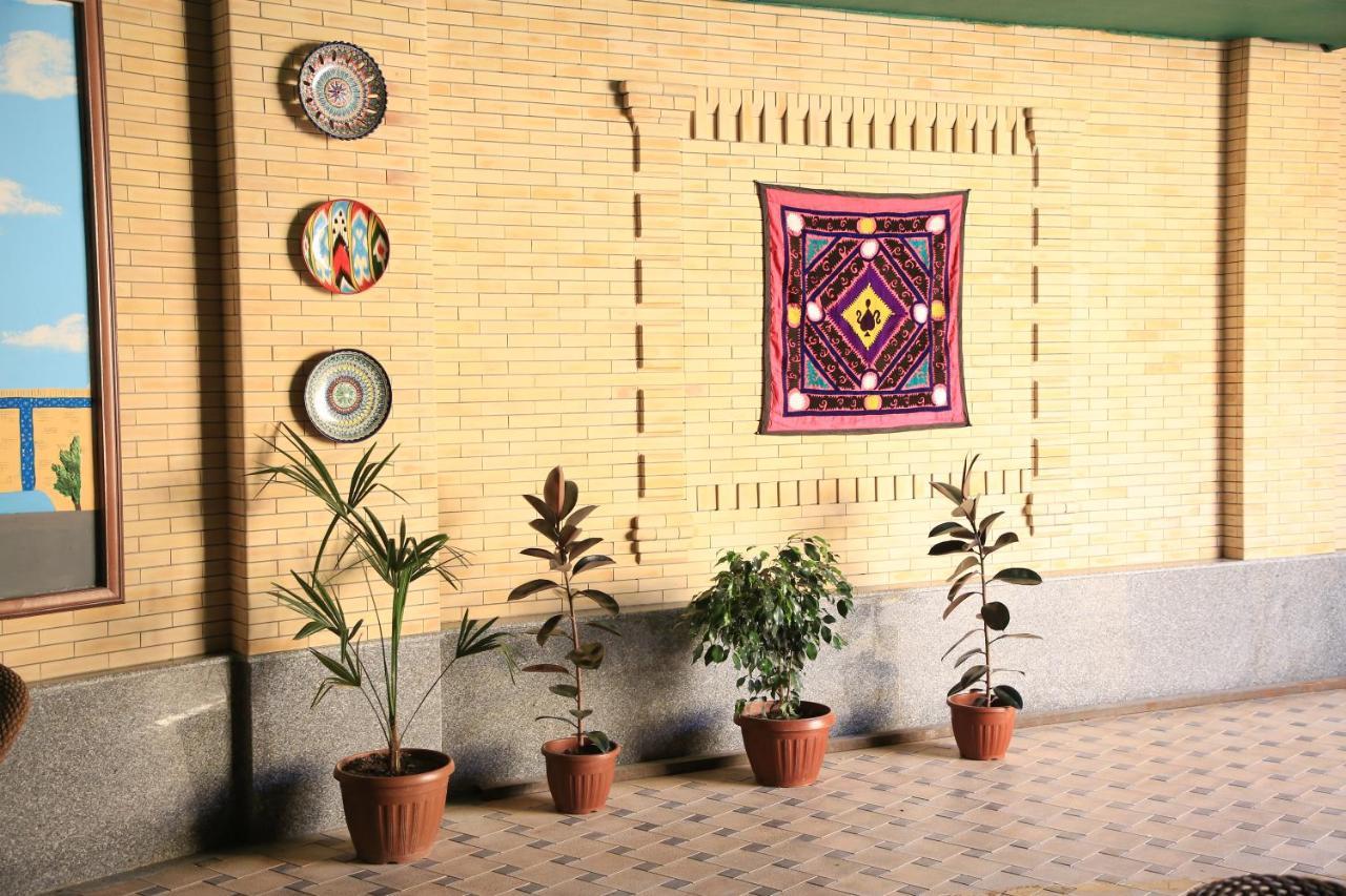 Hotel Mehribon Samarkanda Zewnętrze zdjęcie